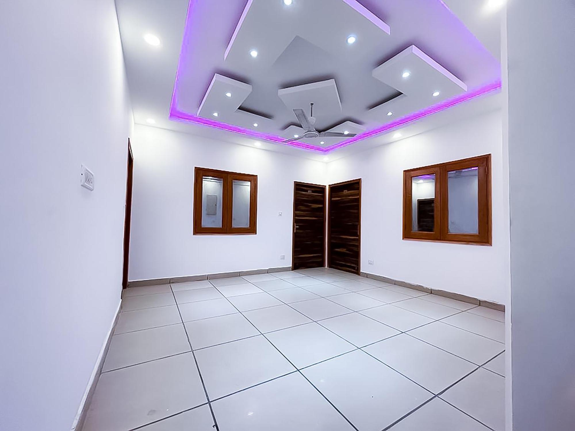 Hotel Js Garden - Near Jaypee Hospital 诺伊达 外观 照片